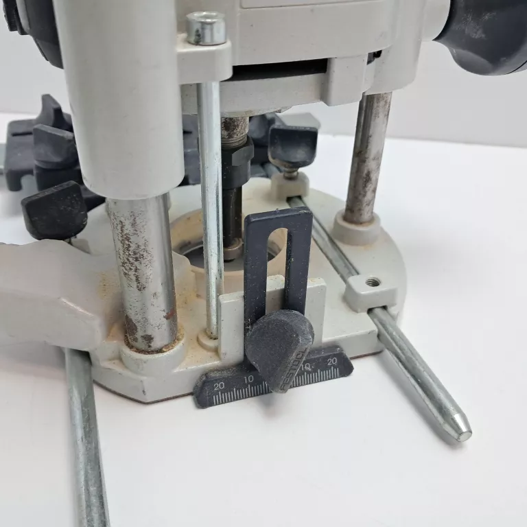 FREZARKA FESTOOL OF 1010 EBQ