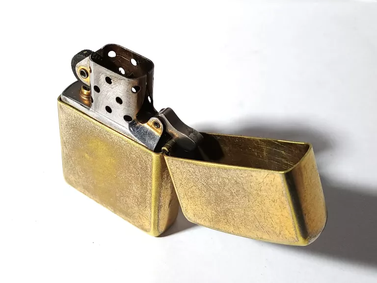 ZAPALNICZKA ZIPPO 07 MADE IN U.S.A. ZŁOTY KOLOR