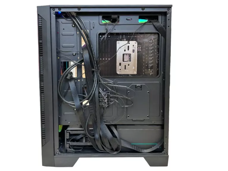 KOMPUTER PC R7 7800X3D 32GB RAM 2TB SSD RTX 4070TI SUPER - GW. 09.2026R!