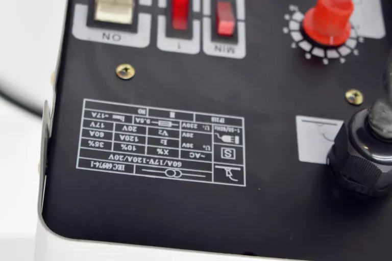 SPAWARKA PÓŁAUTOMATYCZNA MEEC TOOLS MIG 130