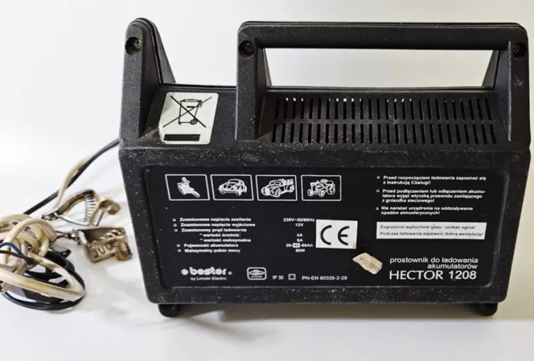 PROSTOWNIK HEKTOR 1208 12V/8A 20-90AH