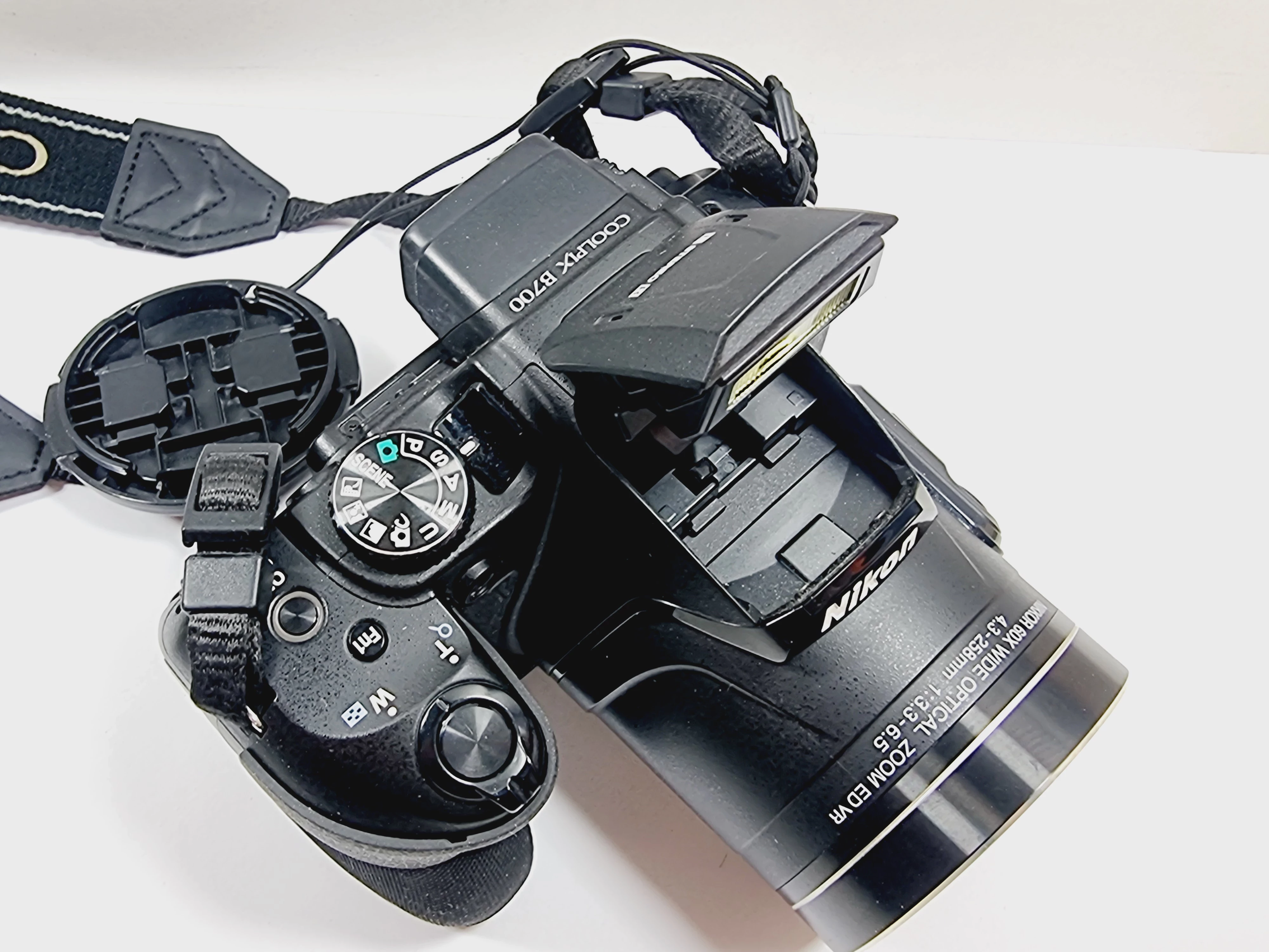 aparat-nikon-coolpix-b700-stan-11323-2