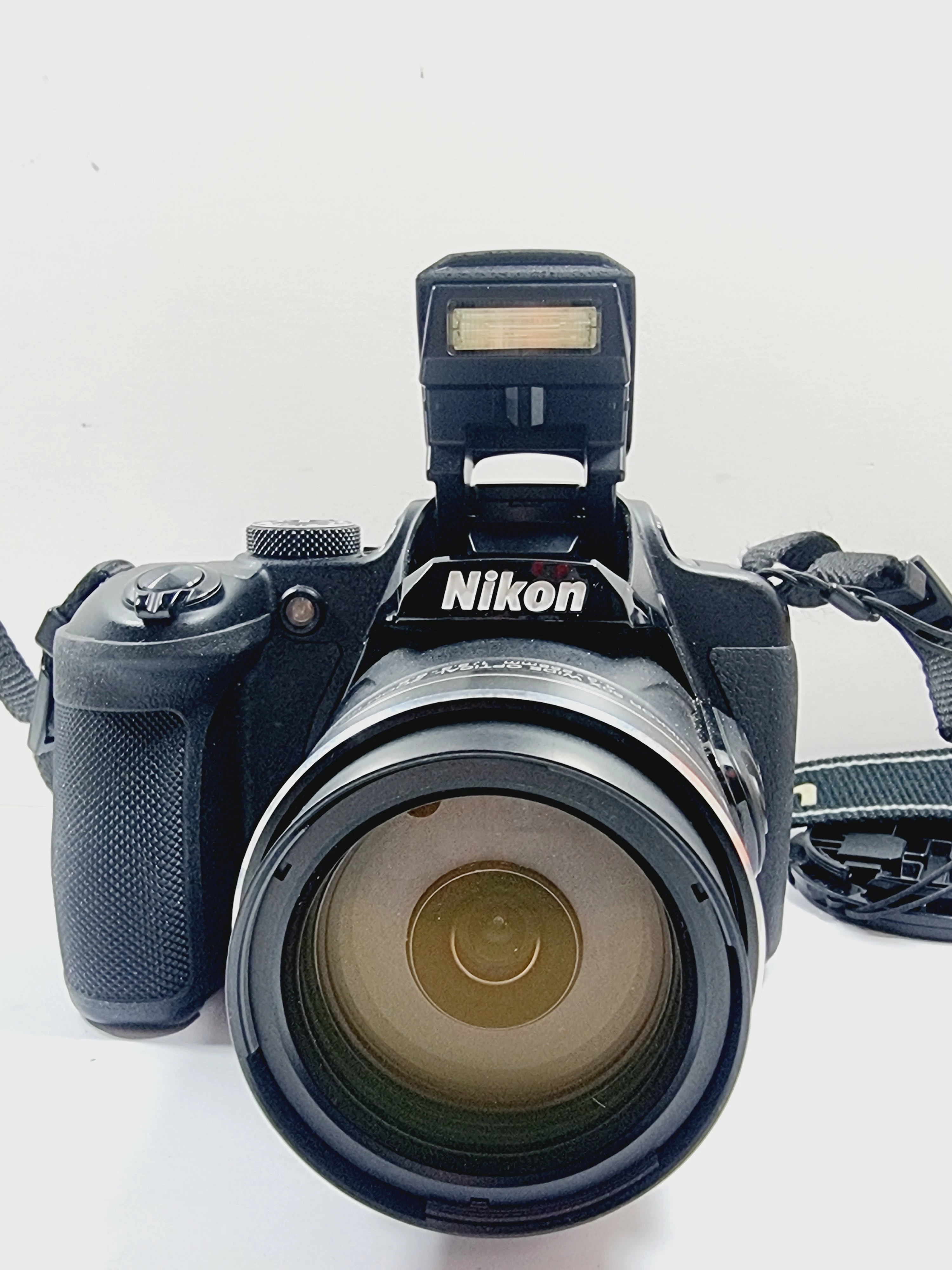 aparat-nikon-coolpix-b700-zoom-optyczny-6000