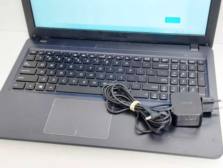 LAPTOP ASUS F543MA-DM695T 15,6"N4000 4GB 256GB