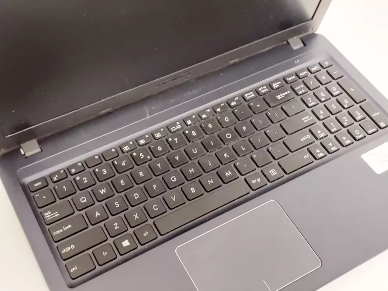 LAPTOP ASUS F543MA-DM695T 15,6"N4000 4GB 256GB