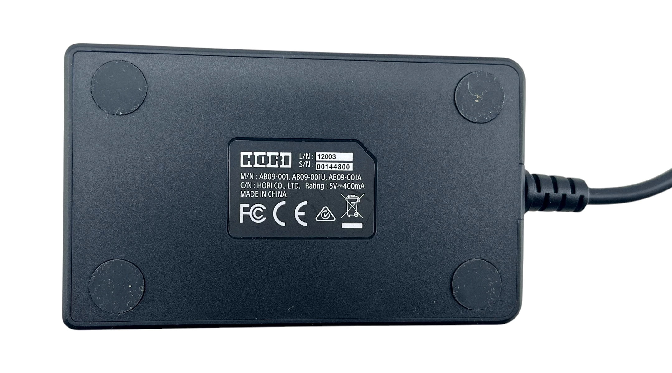 ladowarka-hori-solo-do-pada-xbox-series-xbox-one-1-akumulator-waga-produktu-z-opakowaniem-jednostkowym-0203