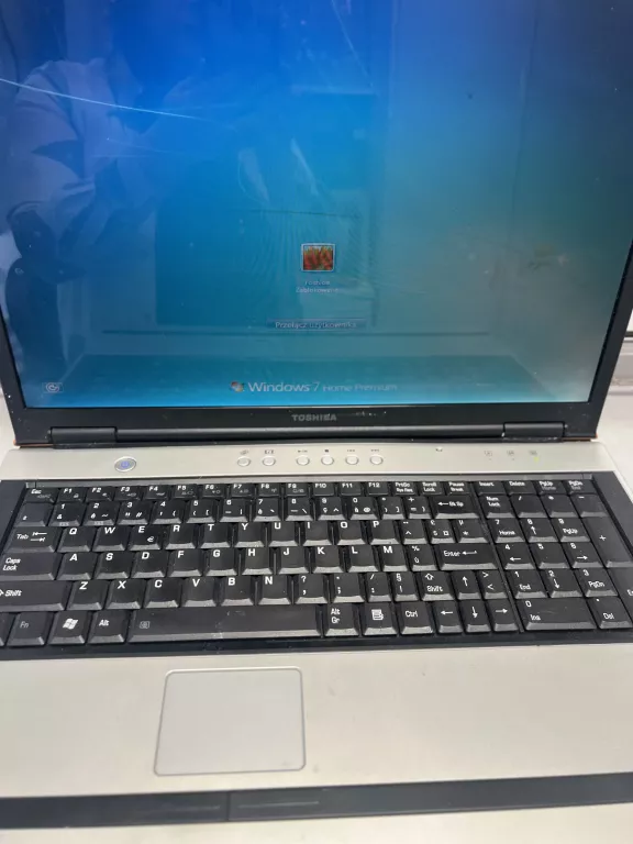 LAPTOP TOSHIBA 17" M60-175