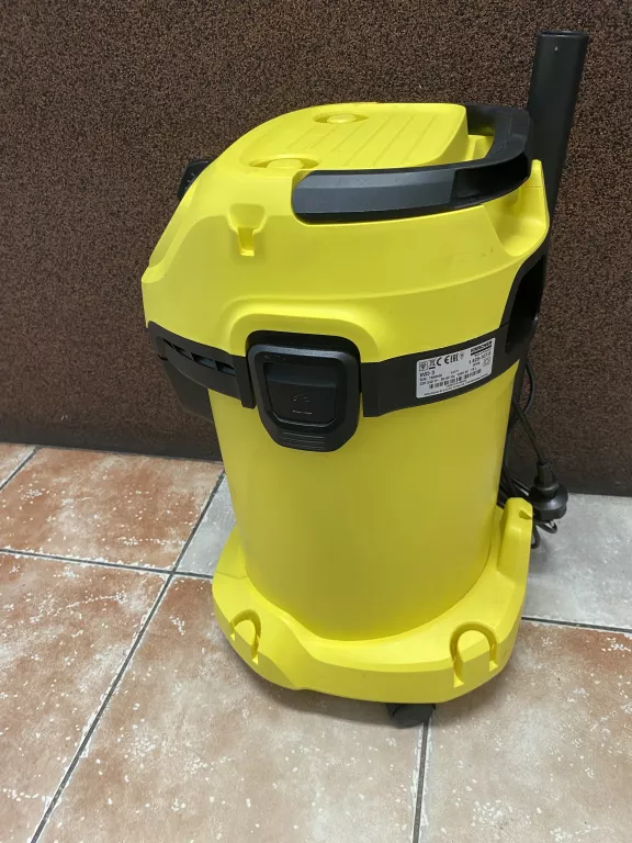 ODKURZACZ WARSZTATOWY KARCHER WD 3