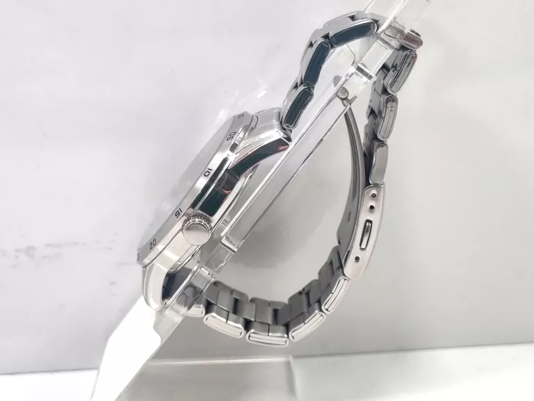 zegarek-lorus-vd77-x009-stan-11323-2