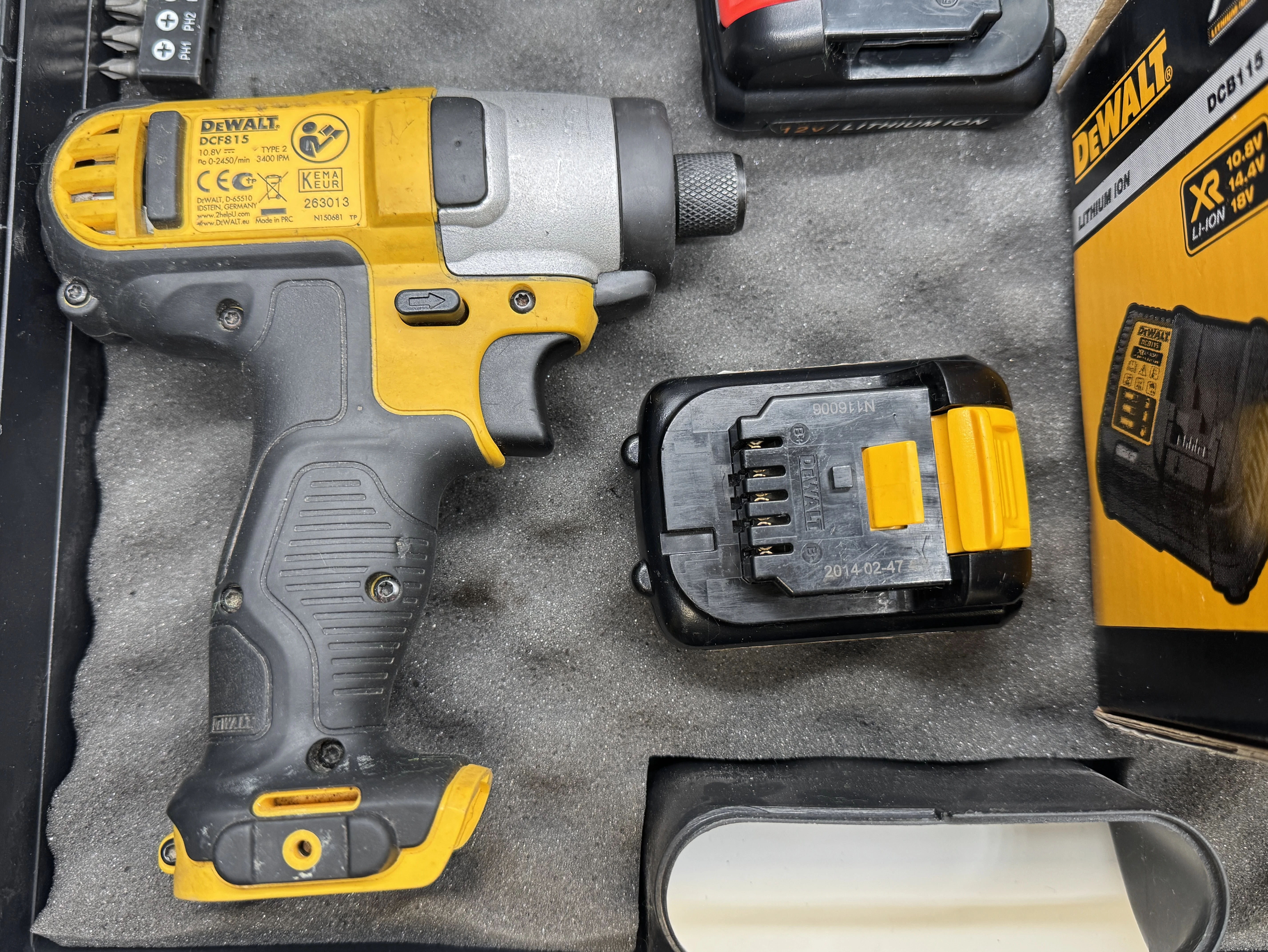 zakretarka-dewalt-dcf815-108v-12v-walizka-zamiennik-ean-gtin-5035048721797