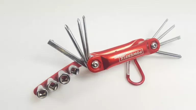 MULTITOOL POWERFIX PROFI 12 ELEMENTÓW