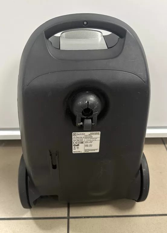 ODKURZACZ WORKOWY ELECTROLUX EEG42EB
