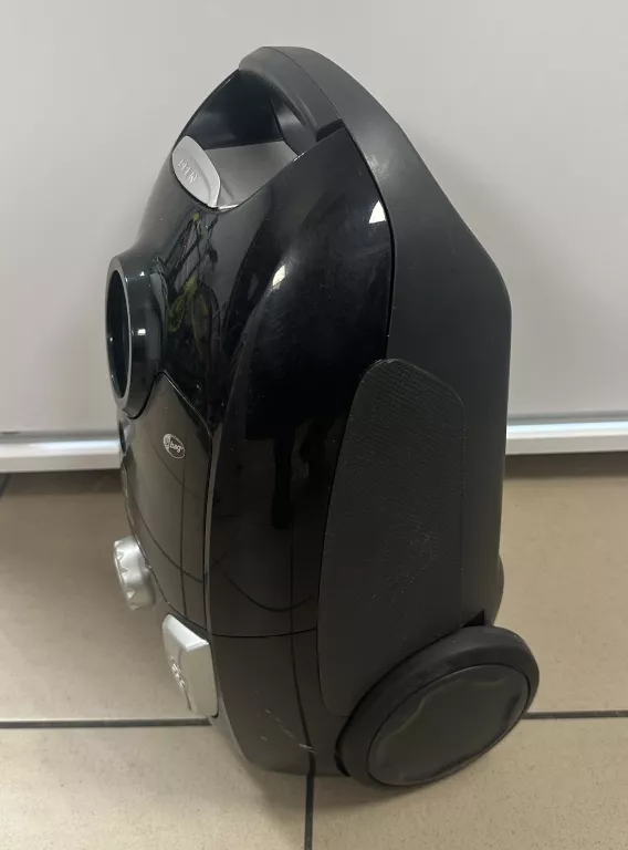 ODKURZACZ WORKOWY ELECTROLUX EEG42EB