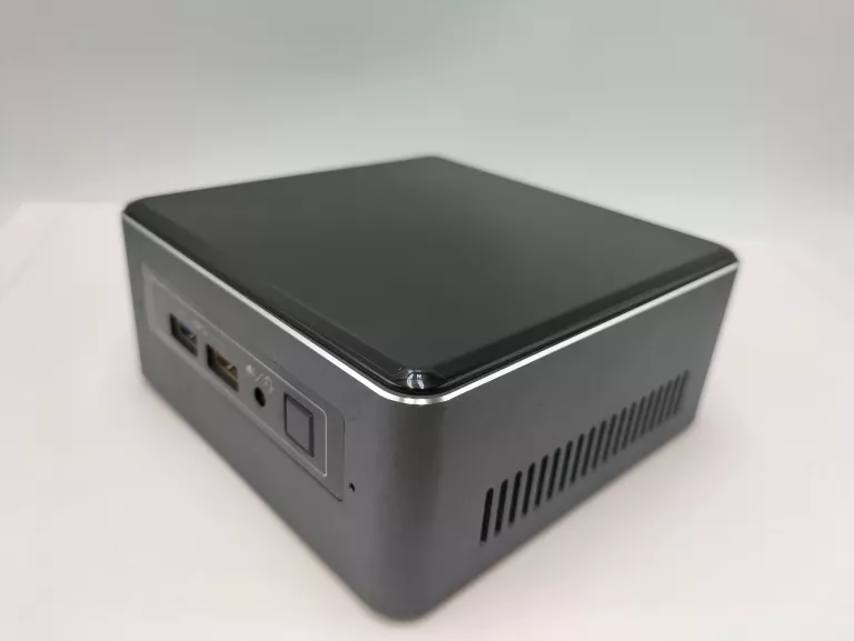 KOMPUTER MINI PC INTEL NUC7I3BNH / I3 7GEN / 8GB