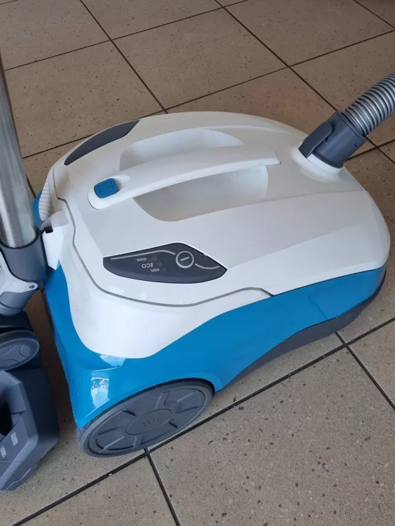 ODKURZACZ WODNY THOMAS PERFECT AIR ALLERGY + 3 KOŃCÓWKI, STOPA