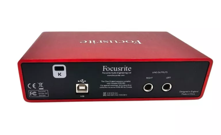 ZESTAW STUDYJNY FOCUSRITE SCARLET 2I2 STUDIO