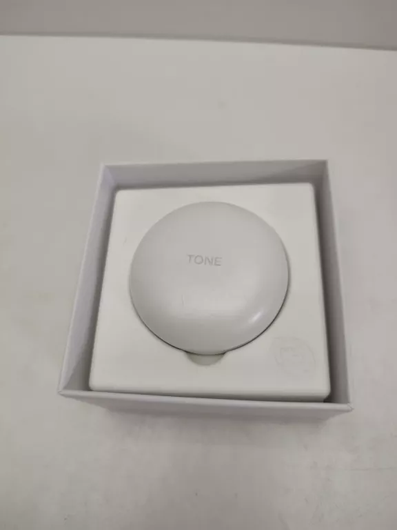 SŁUCHAWKI BEZPRZEWODOWE LG TONE FREE TONE-FP3W PUDEŁKO