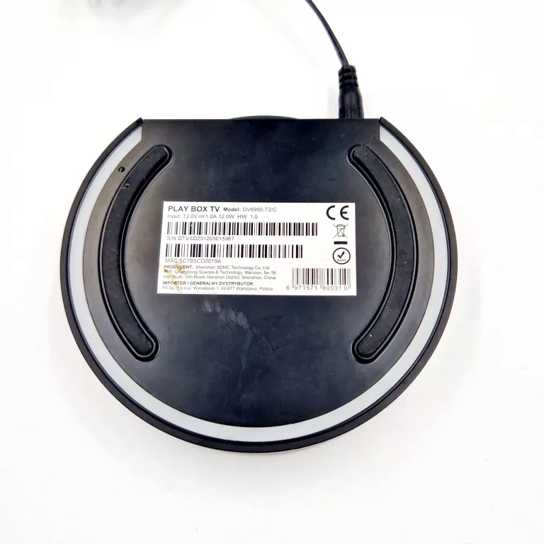ANDROID TV PLAY BOX  TV + PILOT SPRAWNY