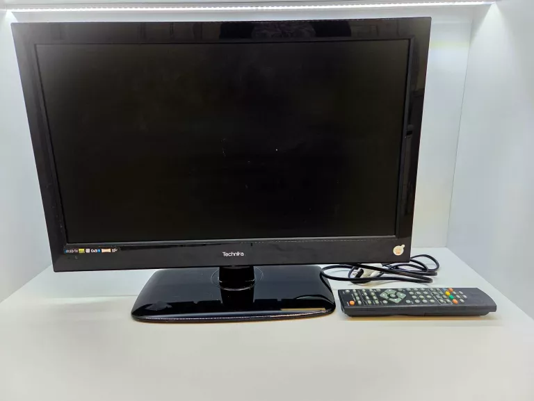 TELEWIZOR TECHNIKA 21,5 22-248 + PILOT
