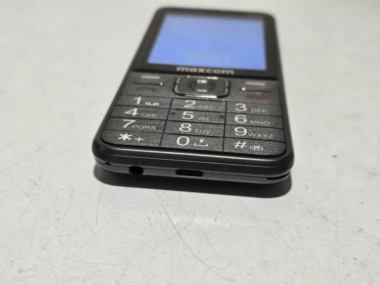 TELEFON MAXCOM MM244