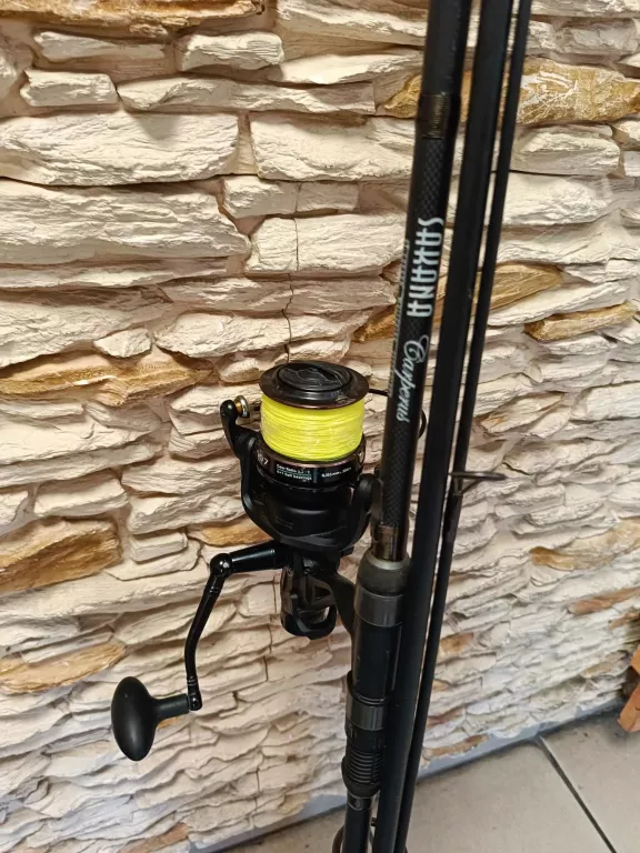 WĘDKA SAKANA CARPERUS 3ILB 360CM + KOŁOWROTEK MAXWELL QD 607