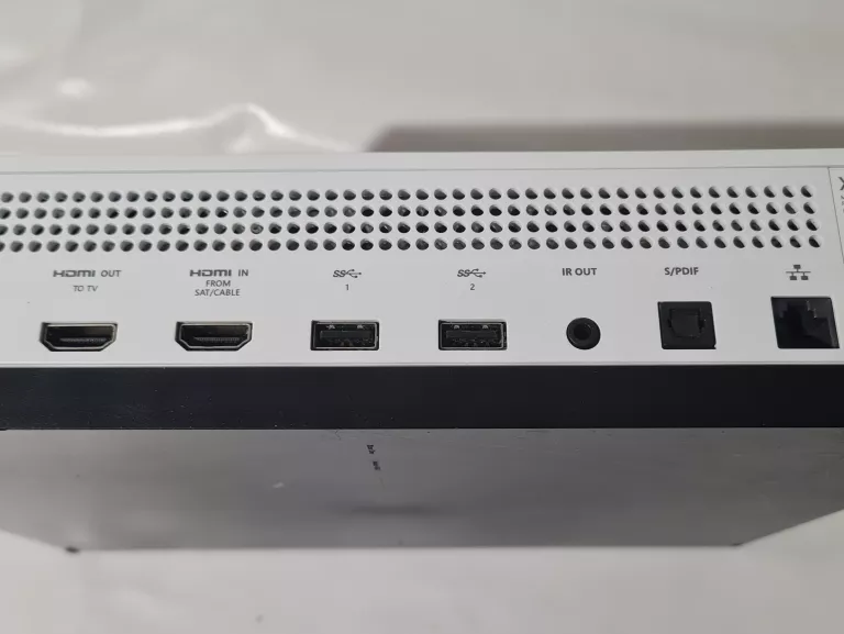 konsola-xbox-one-s-1tb-pad-wersja-konsoli-130591-766411