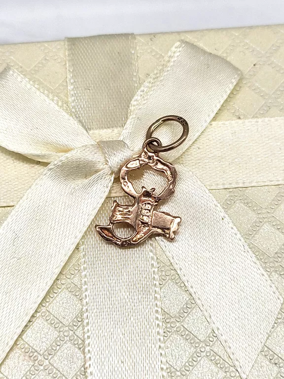 ZŁOTA ZAWIESZKA SKORPION 585/1,36G