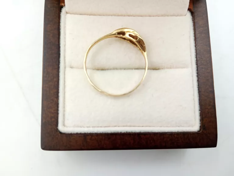 delikatny-zloty-pierscionek-123g585-r17-rodzaj-2205-2