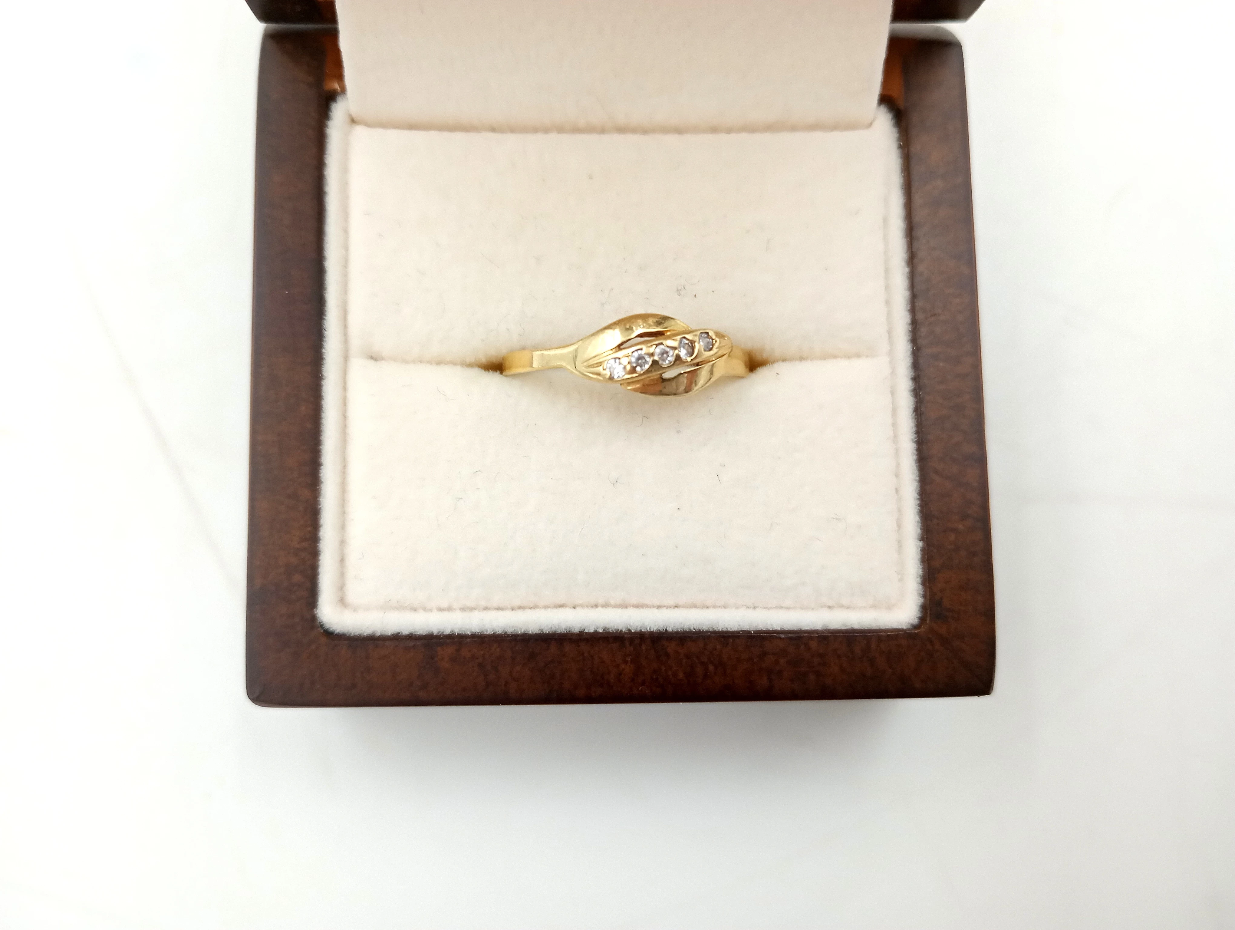 delikatny-zloty-pierscionek-123g585-r17-stan-11323-2