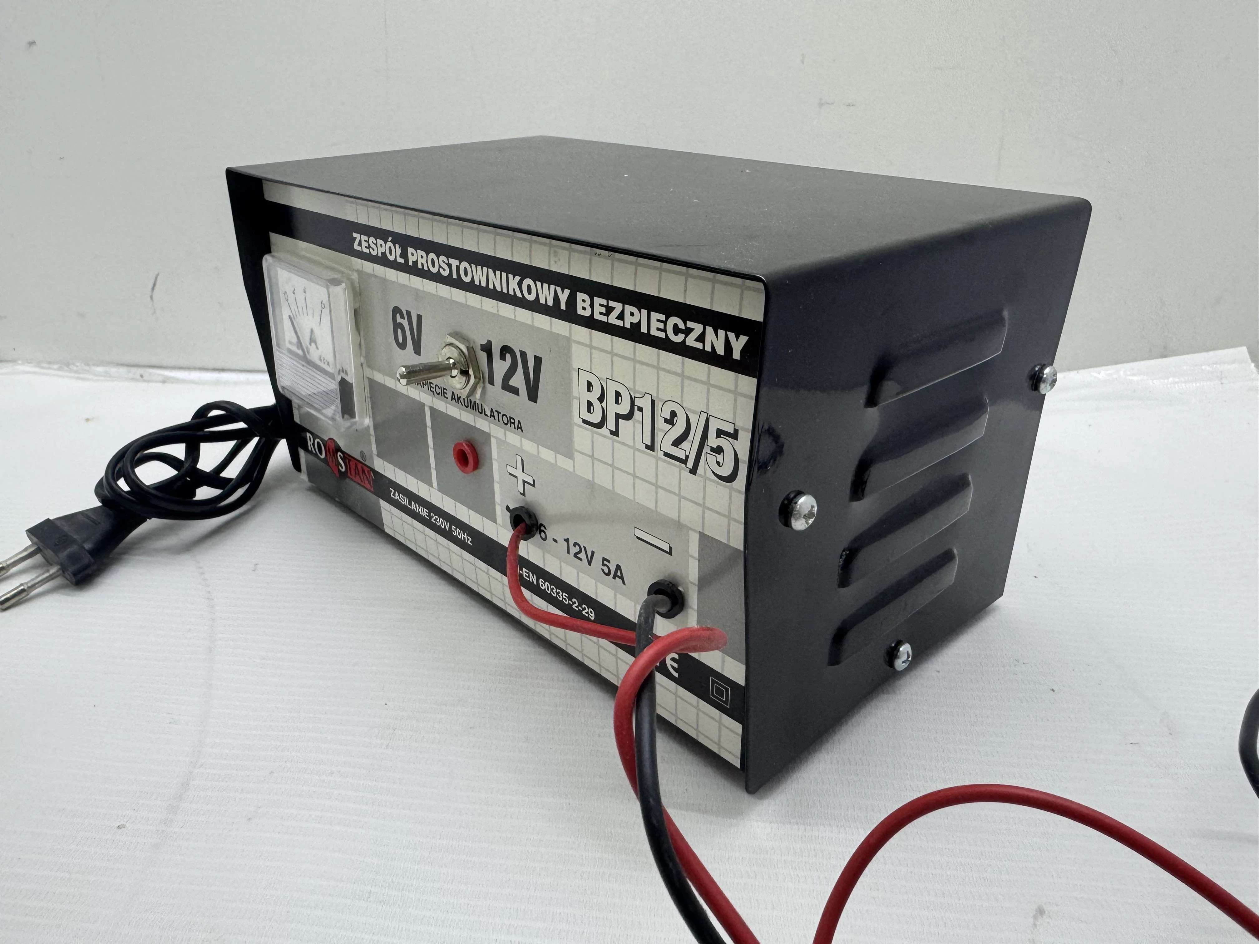 prostownik-romstan-bp125-natezenie-maksymalne-380