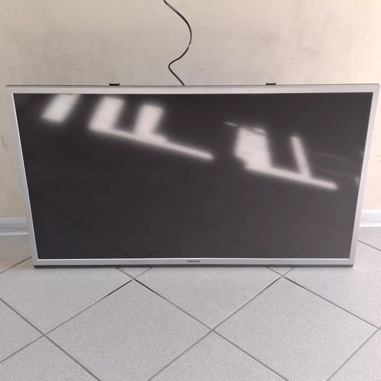 TELEWIZOR TOSHIBA 40TL938 40 CALI + PODSTAWKA + UCHWYTY DO POWIESZENIA