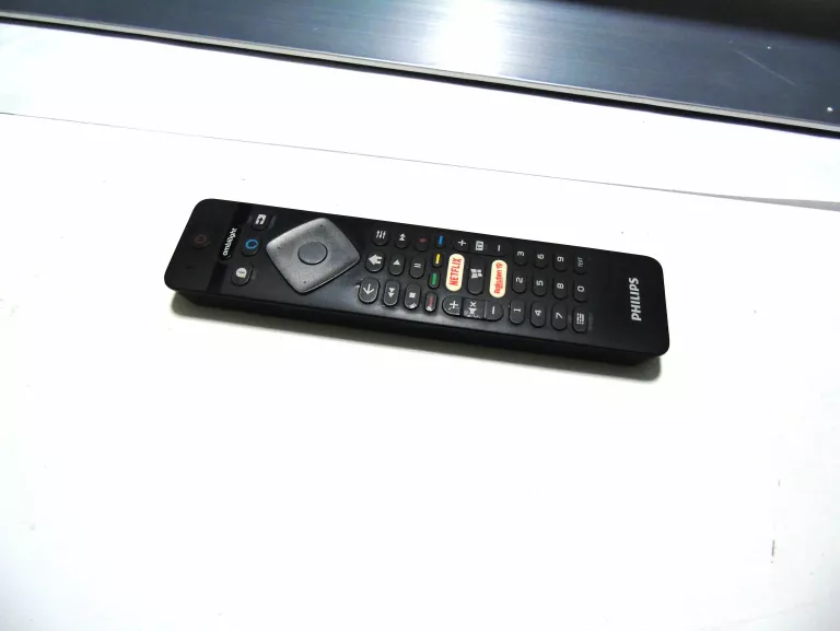 TELEWIZOR PHILIPS 55PUS6551 +PILOT