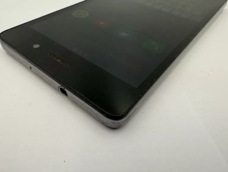 TELEFON HUAWEI P8 LITE