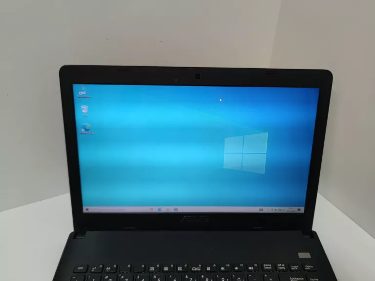 LAPTOP ASUS X401U