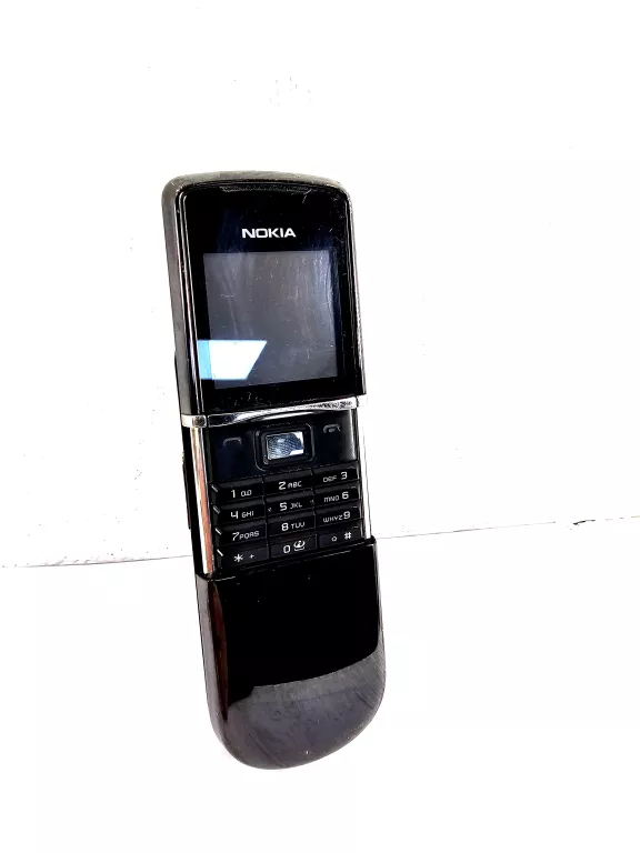 solidny-telefon-nokia-8800-stan-11323-2