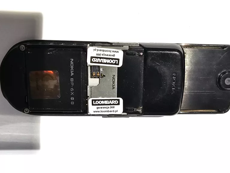 solidny-telefon-nokia-8800-wbudowana-pamiec-202869-214233