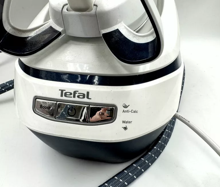 GENERATOR PARY TEFAL GV9712E0 3000W 7.7 BAR GV9712 STACJA PARY ŻELAZKO