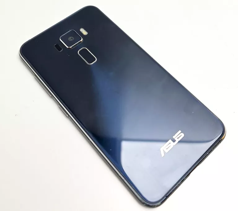 SMARTFON ASUS Z017D