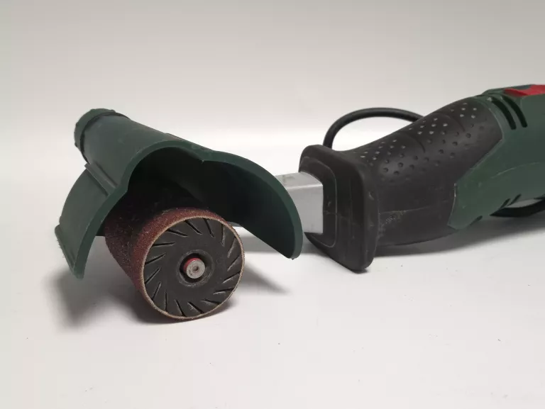 SZLIFIERKA WIELOFUNKCYJNA BOSCH PRR 250 ES