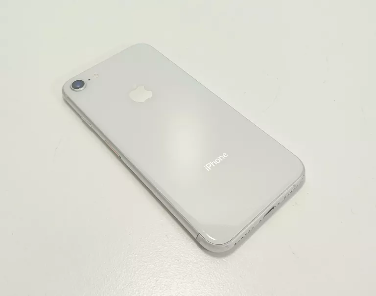 IPHONE 8 64GB 74%