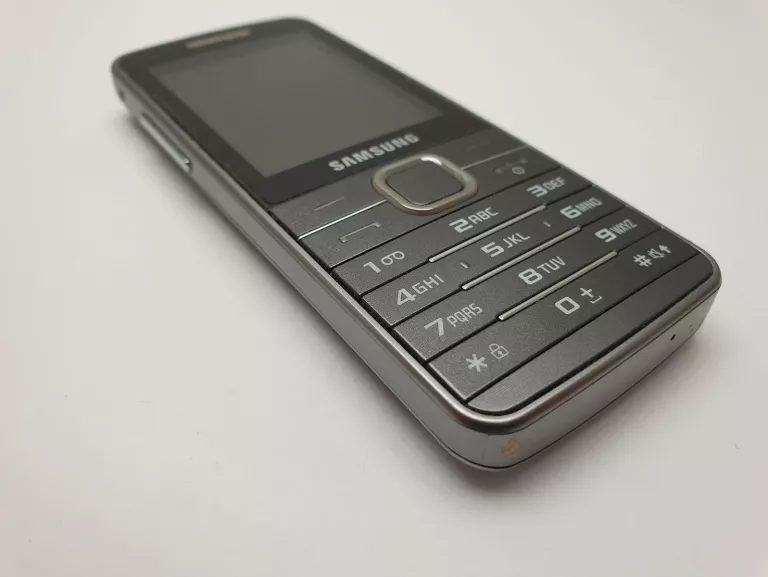 TELEFON SAMSUNG GT-S5611