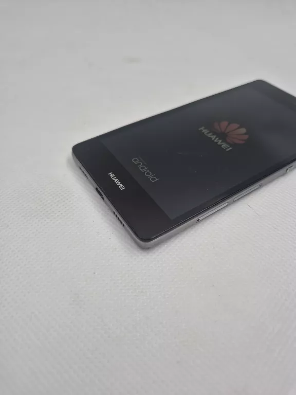 HUAWEI P 8 LITE USZKODZONY