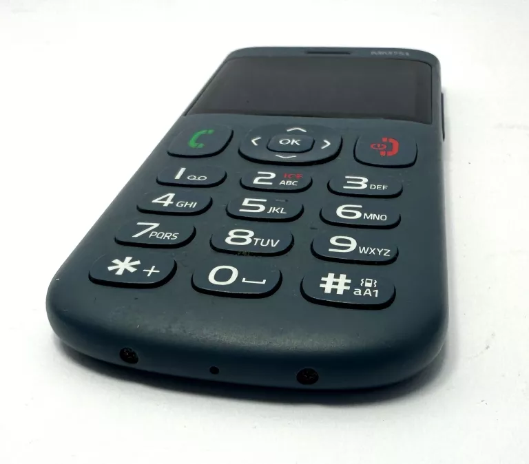 TELEFON MAXCOM MM751