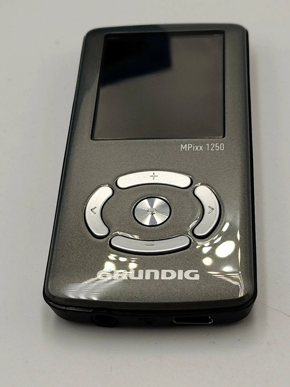 odtwarzacz-mp3-grundig-mpixx-1250-opis-model-mpixx-1250