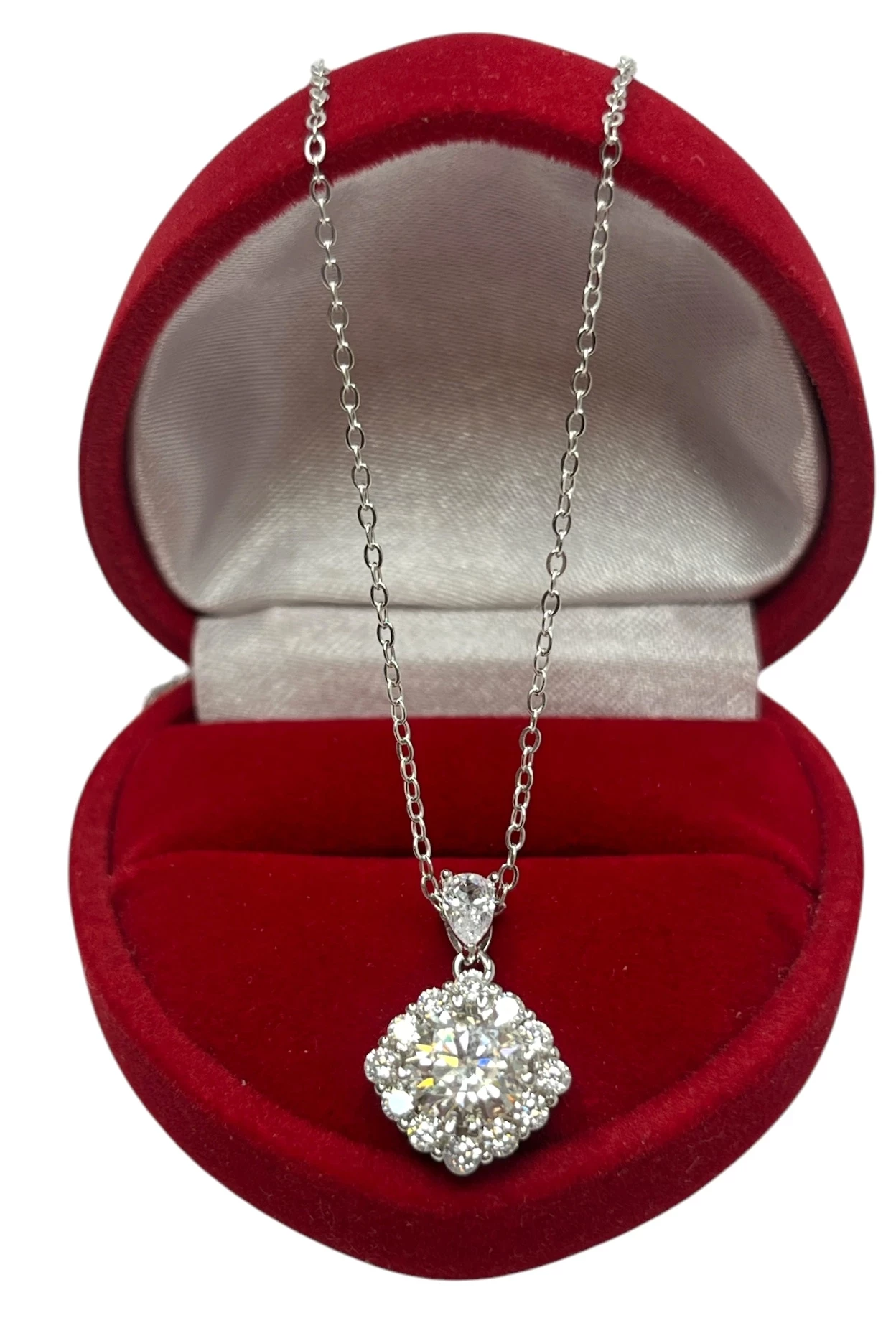 delikatny-lancuszek-z-zawieszka-217gp92540-45cm-reja-28-lebork-kwiatek