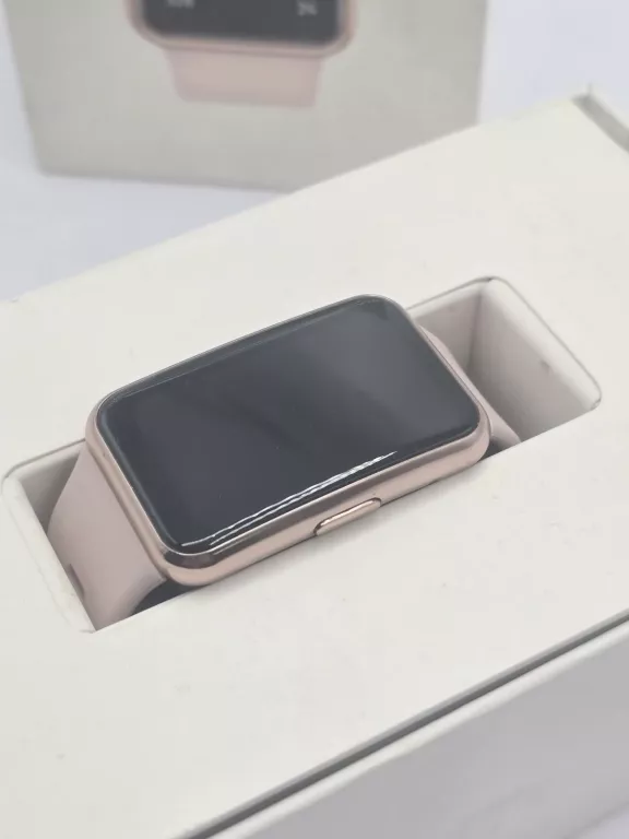 SMARTWATCH HUAWEI WATCH FIT RÓŻOWY KOMPLET