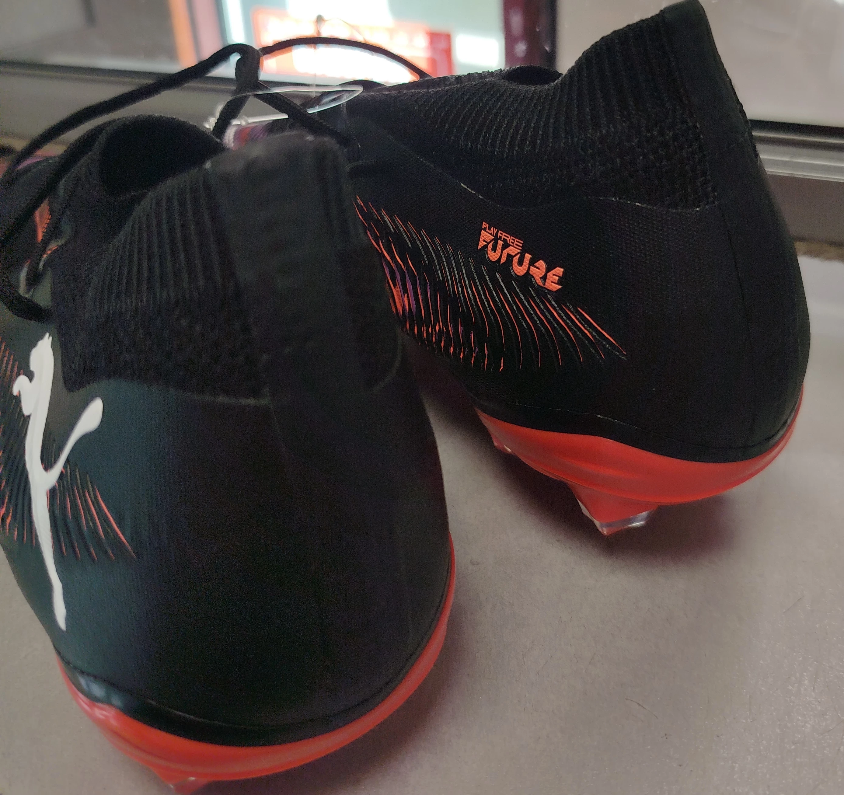 buty-pilkarskie-puma-future-8-r42-plec-130411-2