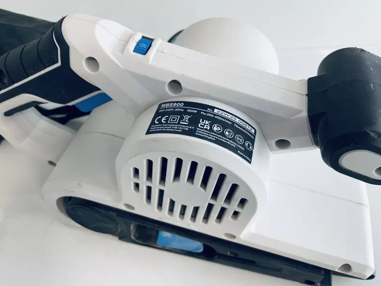 SZLIFIERKA TAŚMOWA MACALLISTER 900 W 230 V