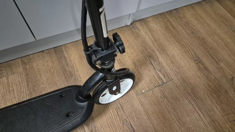 MIEJSKA HULAJNOGA ELEKTRYCZNA