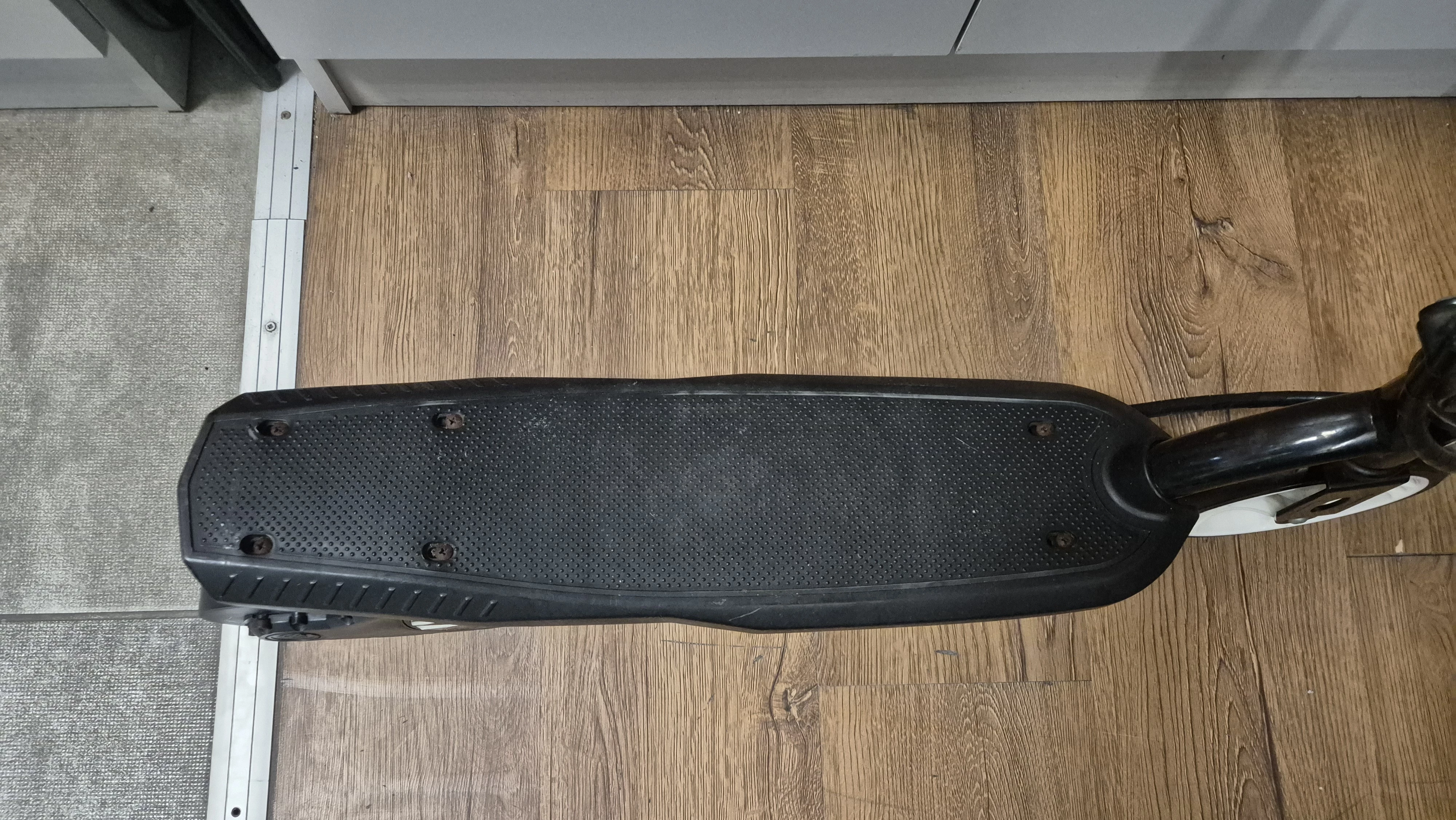 miejska-hulajnoga-elektryczna-moc-silnika-12000